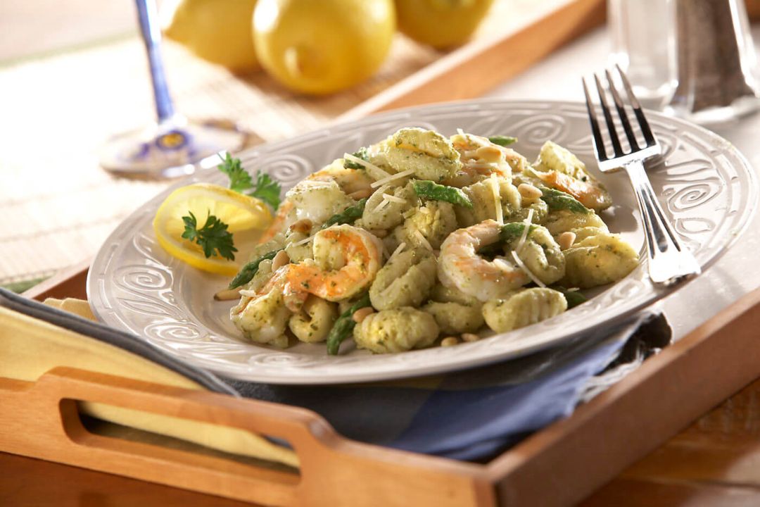 Gnocchi with Shrimp, Asparagus and Pesto