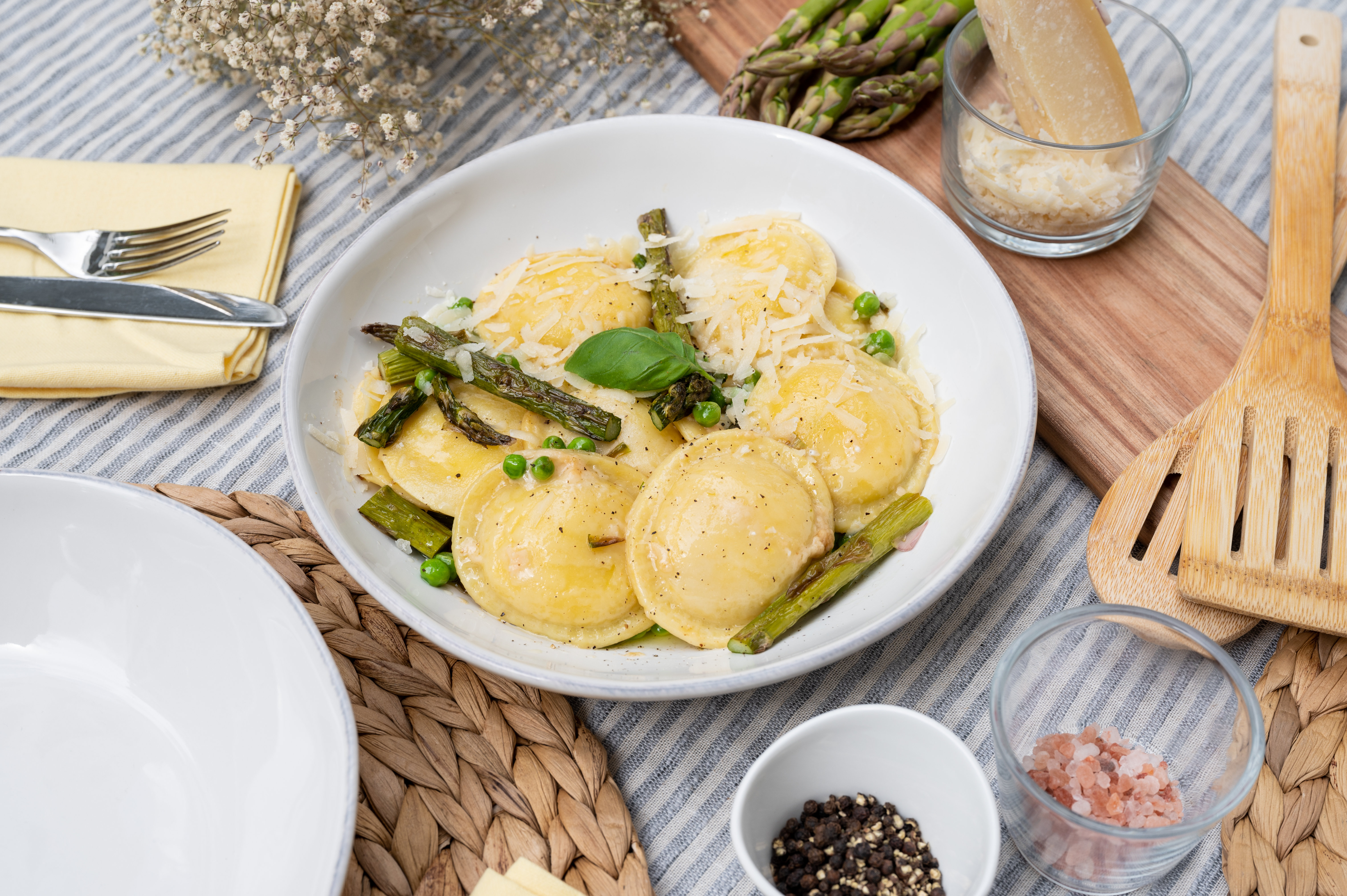 Cheese Ravioli with Lemon Butter Sauce & Roasted Asparagus