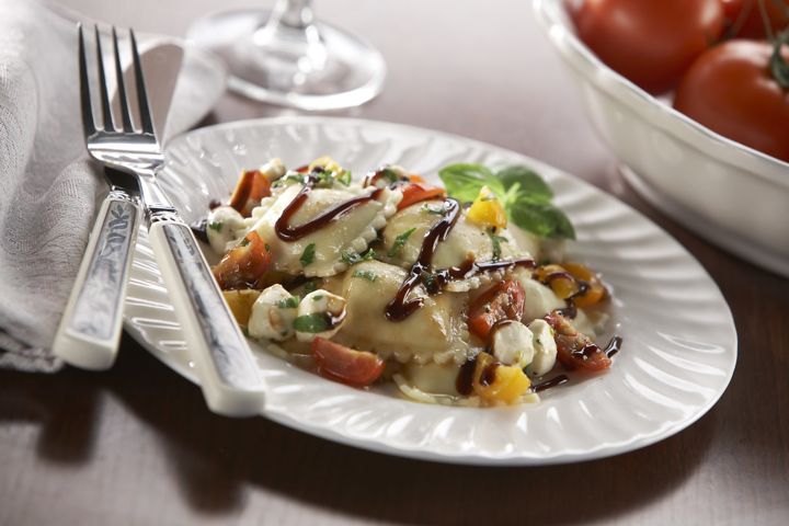 Gluten-Free Cheese Ravioli Caprese Salad with a Balsamic Glaze